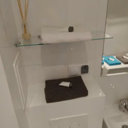 Apartment Sunny Day Center